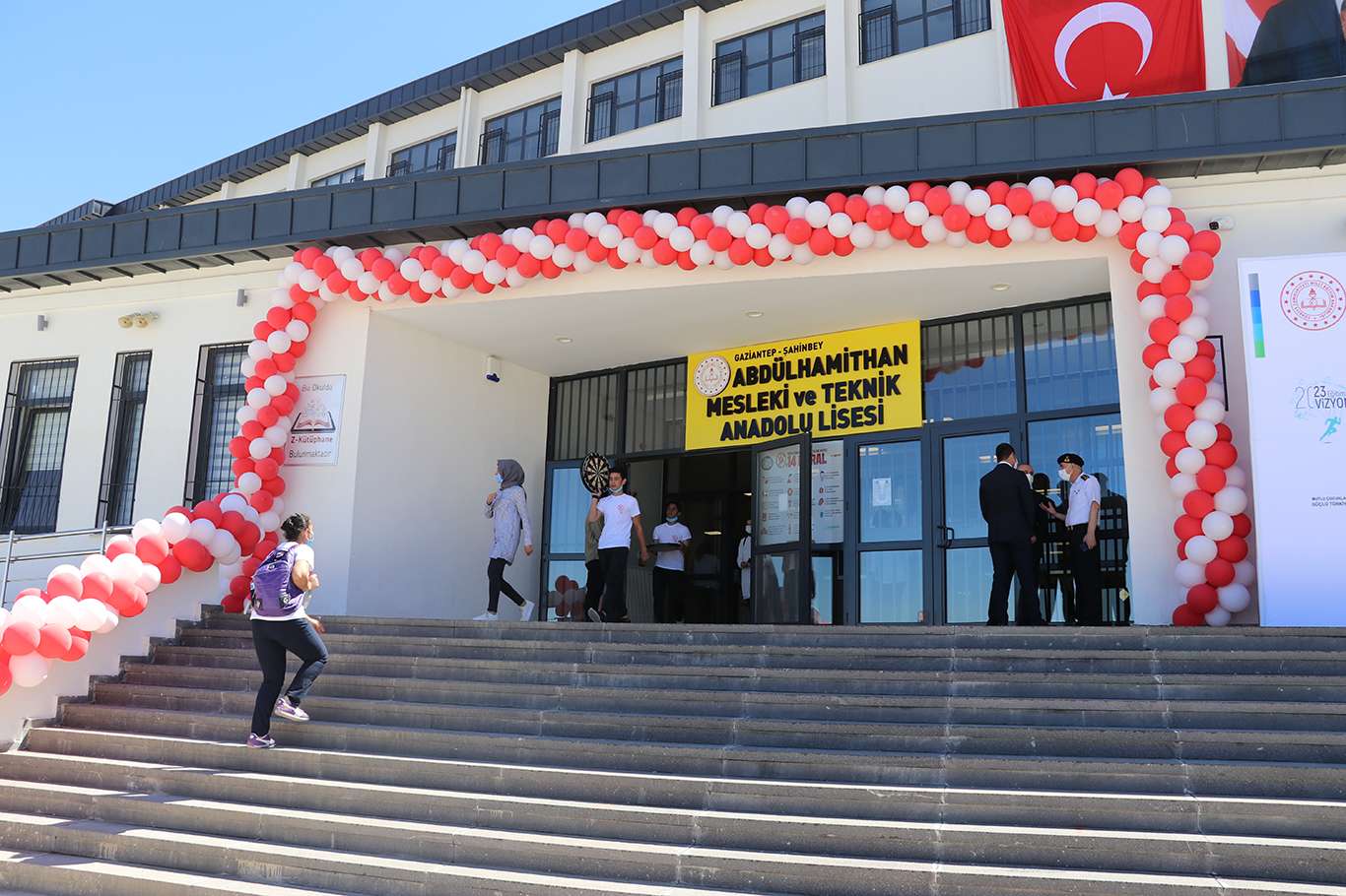 Milli Eğitim Bakanı Selçuk’tan telafi eğitimi açıklaması Milli Eğitim Bakanı Selçuk’tan telafi eğitimi açıklaması